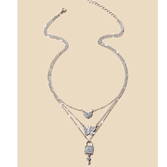 Luxe Rhinestone Lock Key Heart Multilayer Necklace - Picture 6 of 7